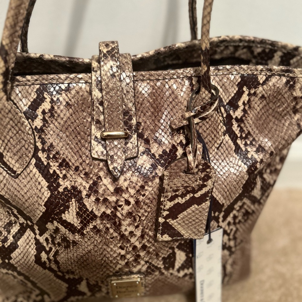 Designer Dooney & Bourke Snakeskin Pattern Cindy Tote Bag in Brown New - Picture 5 of 16